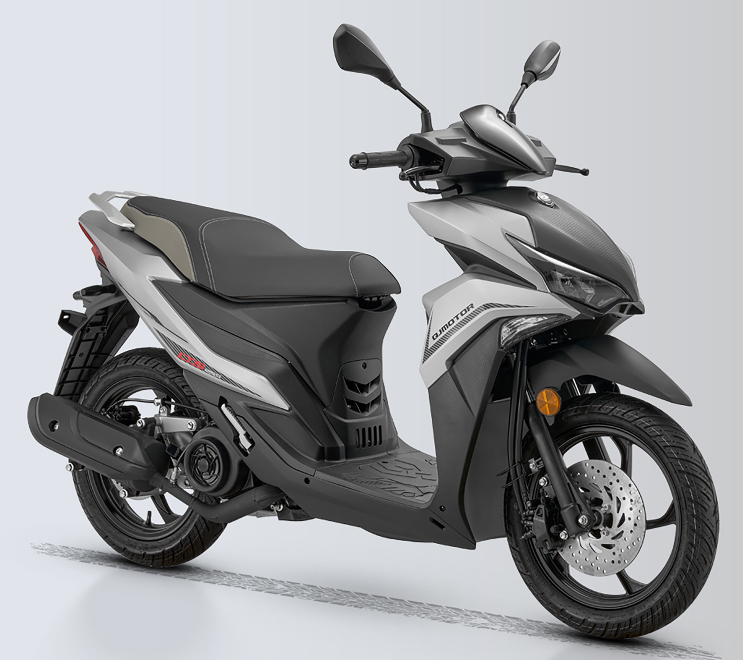 Et billede, der indeholder dæk, køretøj, hjul, Landkøretøj
AI-genereret indhold kan være ukorrekt.