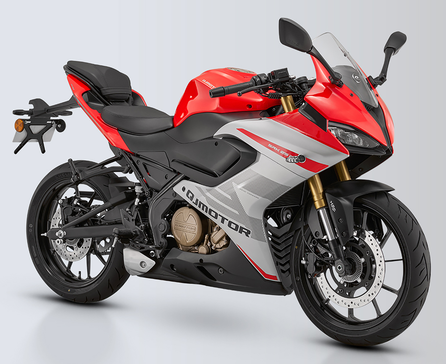 Et billede, der indeholder dæk, hjul, køretøj, motorcykel
AI-genereret indhold kan være ukorrekt.