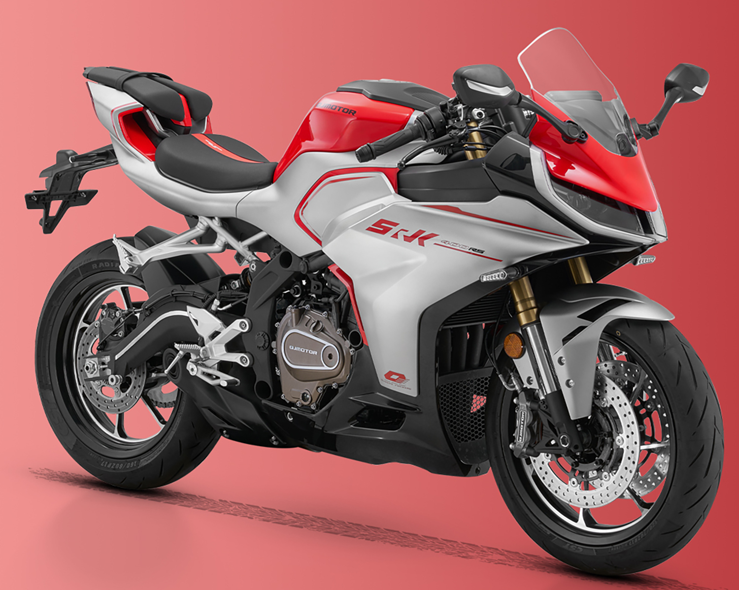 Et billede, der indeholder d�k, k�ret�j, hjul, motorcykel

AI-genereret indhold kan v�re ukorrekt.