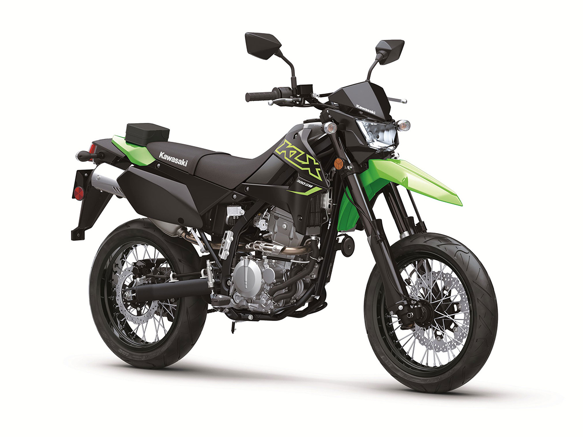 Et billede, der indeholder motorcykel, udendrs, grn, parkeret

Automatisk genereret beskrivelse